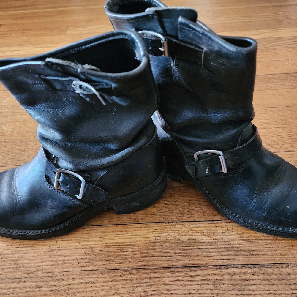 Black Leather Buckle Boots